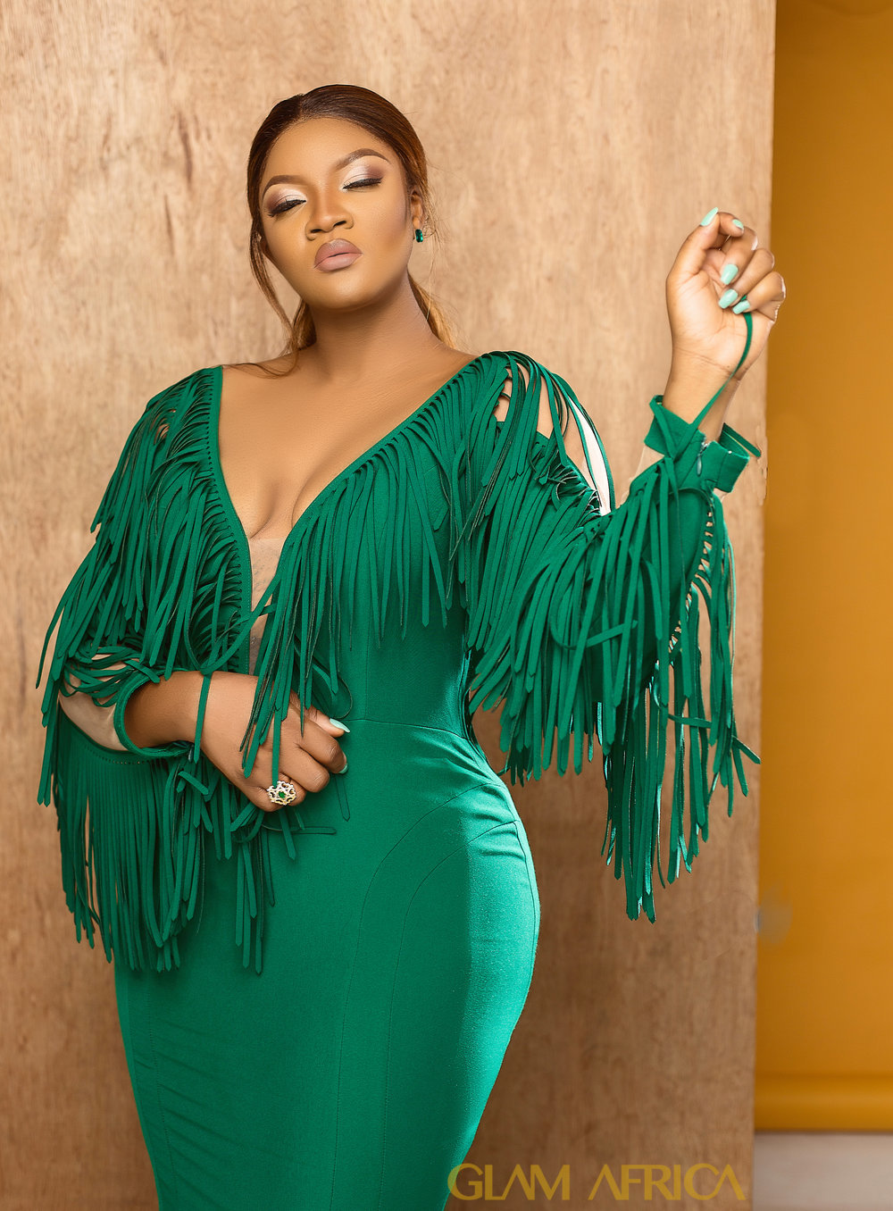 She is Called Omosexy for a Reason, Here are the Hot & Spicy Photos from